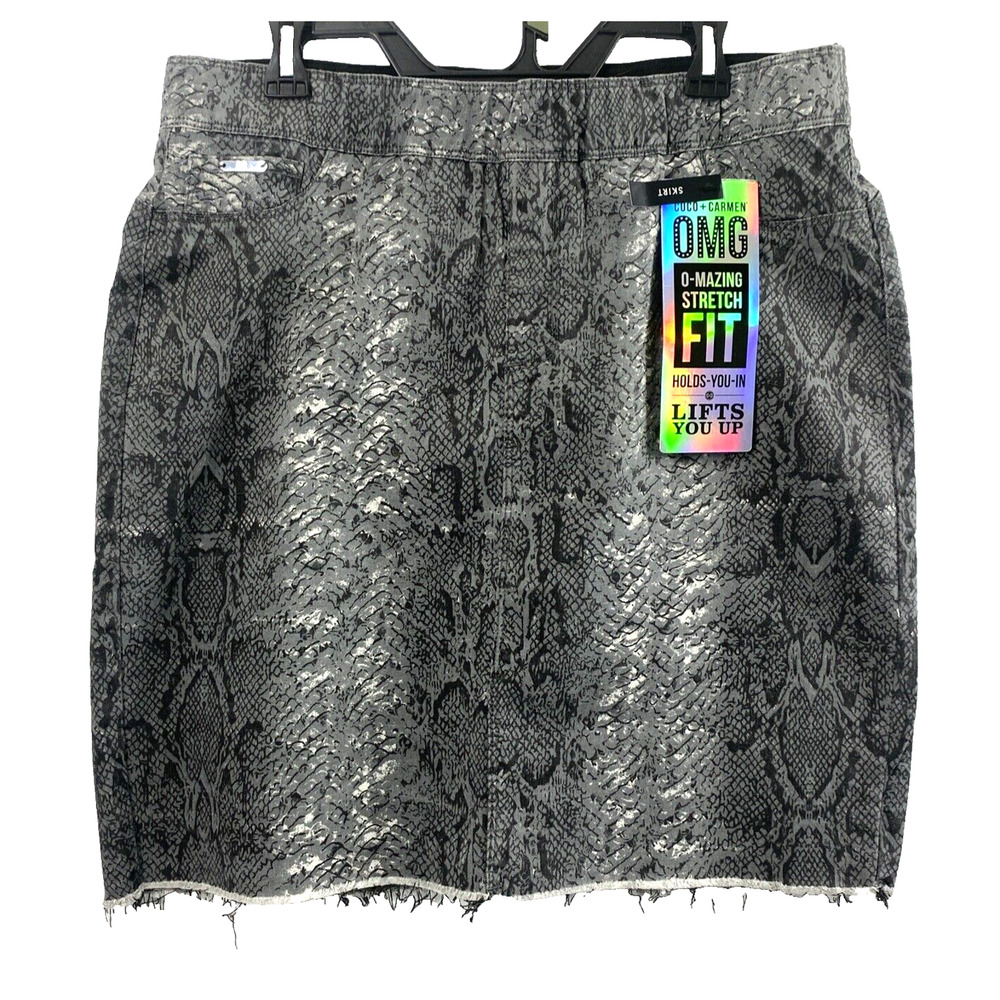 Coco + Carmen Skirt Womens XL Gray Reptile Raw Hem Knee‎ Length Back Pockets